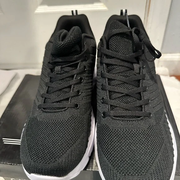 Generic - Picture 5 of 8